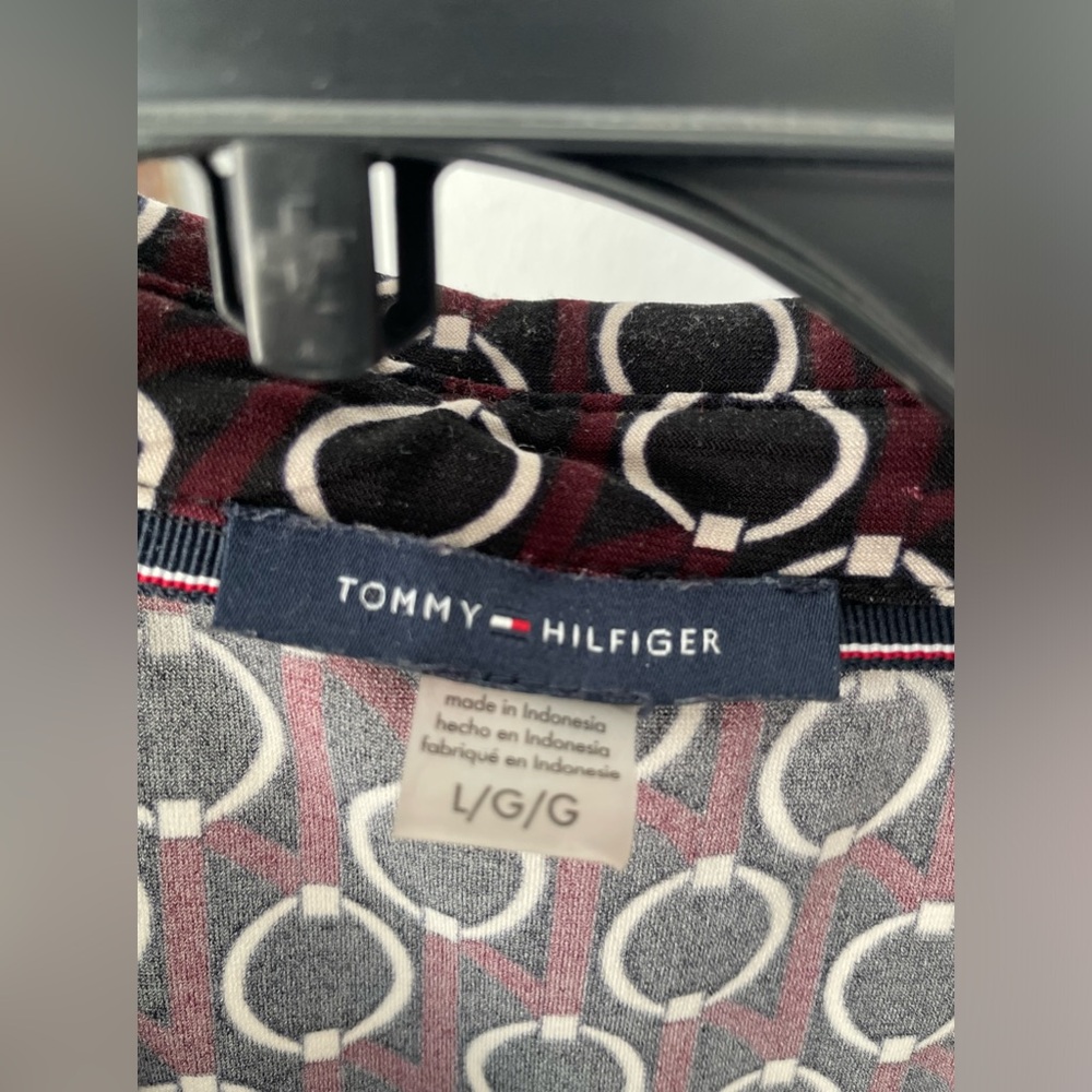 Top - Picture 3 of 3